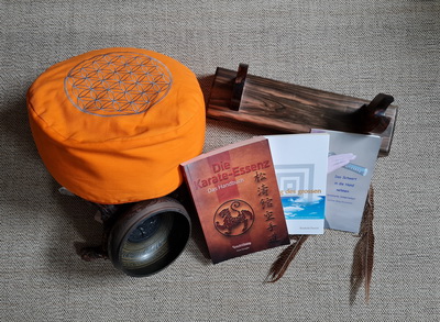 Wir führen Schwert- & Bokkenständer, Bokken-, Schwert- & Tai Chi Waffentaschen, Meditationsbedarf, Ausstattung für Dein Dojo - Dein Fachhändler für Budo-Equipment - www.bokken-shop.de