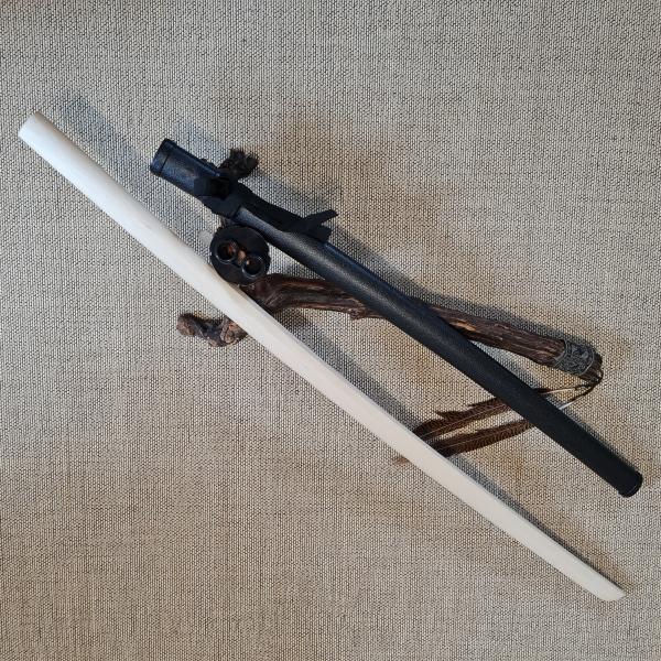 Buy Bokken Standard-form made of boxwood online at ➽ www.bokken-shop.de ✅ Aikido ✓ Iaido ✓ Ju-Jutsu ✓ Jodo ✓ Your martial arts shop!