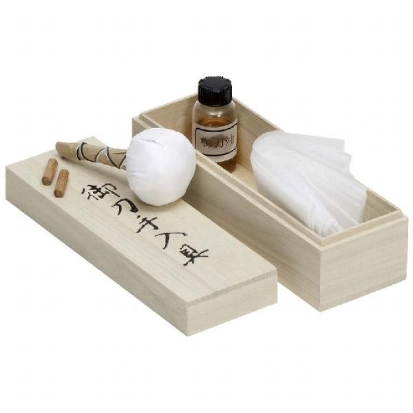 Small sword care set in a decorative wooden box✅ Accessories for katana & samurai swords✔ buy cheap ♥ Equipment for Aikido ✓Iaido✓WingTsun✓Kenjutsu✓Yoseikan✓bujjinkan✓Kendo✓Jodo✓ ➽Order online now! »www.bokken-welt.de