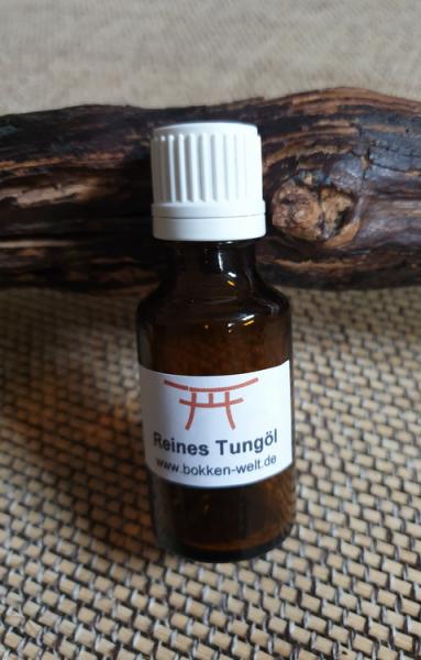 Pure tung oil - care for wooden weapons