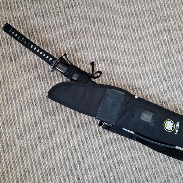 HASU sword bag for a katana or a Bokken black ➤ www.bokken-shop.de ✅ for Aikido ✓ Hapkido ✓ Ju Jutsu ✓ Iaido ✓ Your Budo dealer!