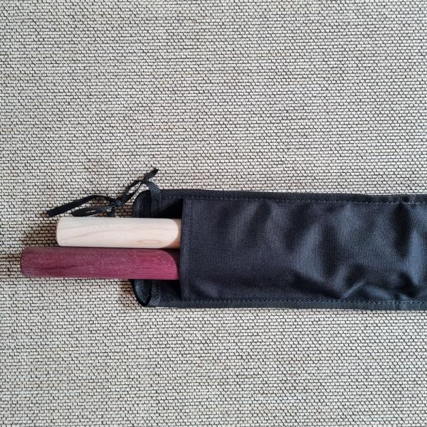Buy a weapon-bag for Bo-Sticks & longweapons online at »www.bokken-shop.de› Bag for longweapons ✔ spear bag ✔ your Budo dealer!