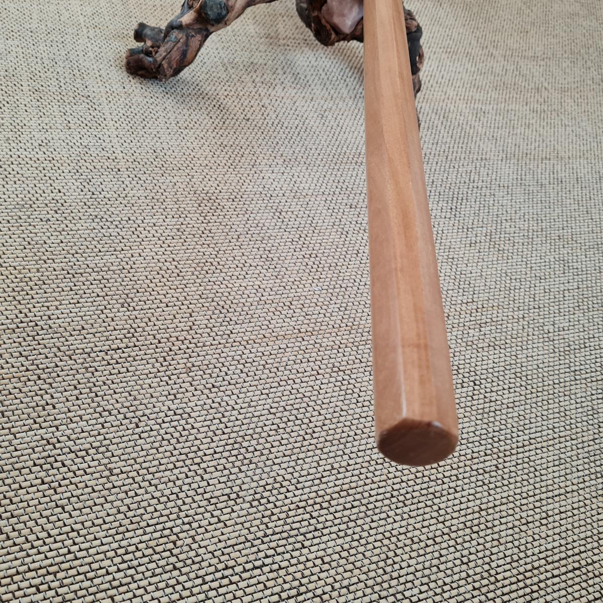 Bo stick made of Ghio wood - octagonal (special sale) »www.bokken-shop.de ✅ Long stick for Aikido, Iaido, Kendo, Koryu, Jodo, your Budo specialist dealer!