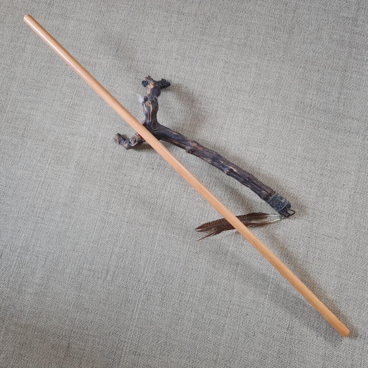 Jo-Stick made of Betis wood - length 135 cm ➤ www.bokken-shop.de. Suitable for Aikido, Iaido, Jo-Jutsu, Jodo, Bujinkan. Your Budo dealer!