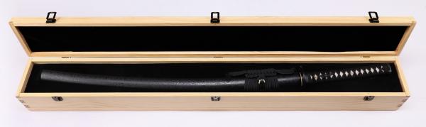 SONDERSTÜCK: Black Lotus Katana von WKC | Handgeschmiedete Damastklingee ➤ www.bokken-shop.de. Passend für Iaido, Bujinkan, Sammler. Dein Budo-Fachhändler!