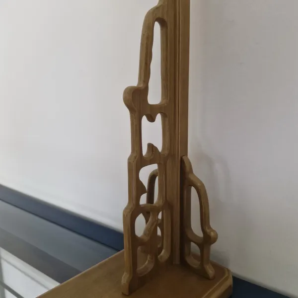 Boden-Schwertständer für 1 Katana - schwarz ➤ www.bokken-shop.de » passend für Aikdio, Bujinkan, Iaido, Ju-Jutsu - Dein Budo-Fachhändler!