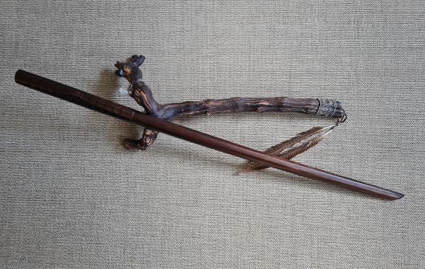Bokken Itto-Ryu-Form aus Ebenholz / Griffschnitzerei  ➤ www.bokken-shop.de. Passend für  Aikido, Iaido, Jodo, Bujinkan, Kendo. Dein Budo-Fachhändler!