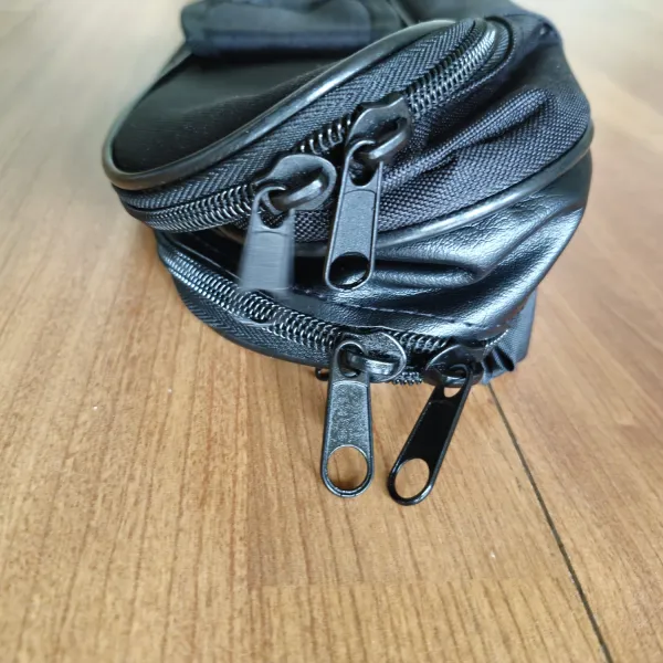 Waffentasche Nylon für Katana, Bokken, Bo-Stab oder Jo-Stab schwarz ➤ www.bokken-shop.de. Passend für Aikido, Bujinkan, Kendo Ju Jutsu. Dein Budo-Fachhändler!