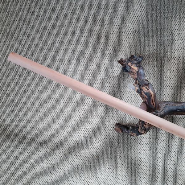 Jo staff made of pear wood - 128 cm ➤ www.bokken-shop.de Suitable for Aikido, Iaido, , Kendo, Koryu, Jodo, Bujinkan. Your Budo dealer!