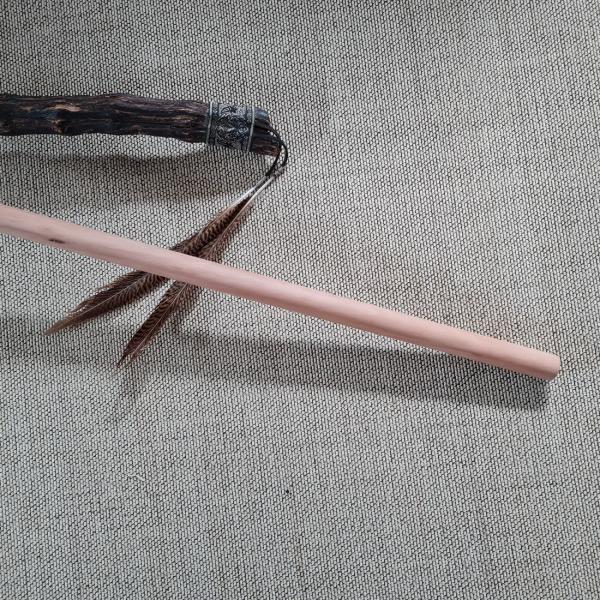 Jo staff made of pear wood - 128 cm ➤ www.bokken-shop.de Suitable for Aikido, Iaido, , Kendo, Koryu, Jodo, Bujinkan. Your Budo dealer!