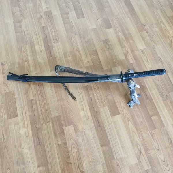 Katana Tsuru von Hanwei mit Klingenlänge 2,40 Shaku ► www.bokken-shop.de. Passend für Iaido, Bujinkan, Batto-Jutus, Seminare. Dein Budo-Fachhändler!