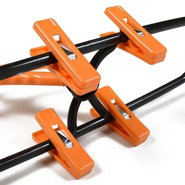 Aufhänger zum trocknen eines Hakama ➤ www.bokken-shop.de ✅ passend für Aikido ✓ Iaido ✓ Koryu ✓Bujinkan ✓ Jodo ✓ Dein Budo-Fachhändler!