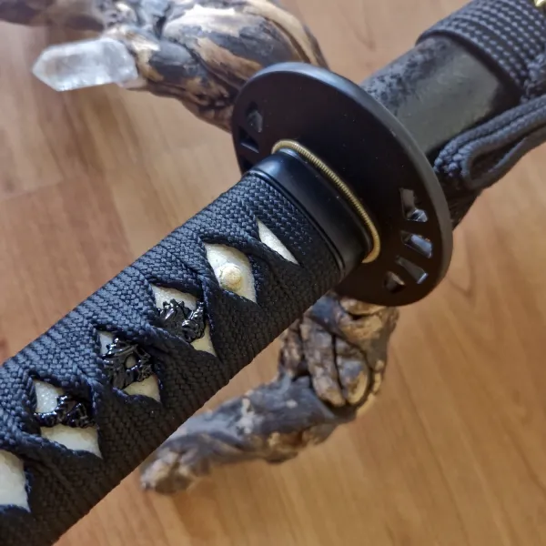 Parctical Yuga Katana von WKC Solingen mit BoHI  ► www.bokken-shop.de. Passend für Iaido, Bujinkan, Batto-Jutus, Seminare. Dein Budo-Fachhändler!