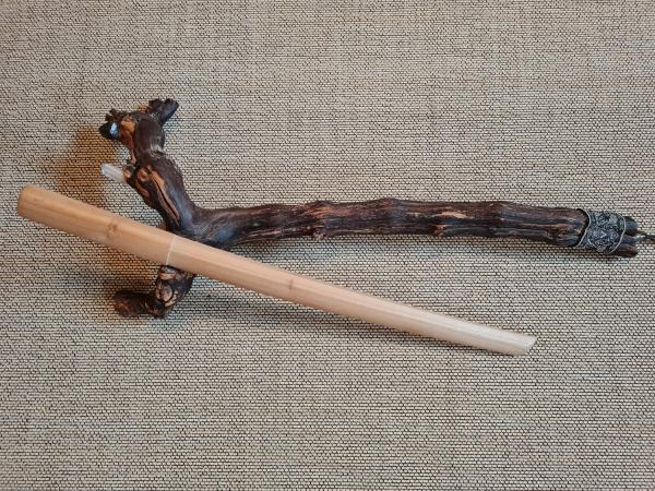 Shoto/Wakizashi aus Ulme in der Itto-Ryu-Form ➤ www.bokken-shop.de. Passend für für Deine Kampfkunst Aikido, Iaido. Dein Fachhändler für Kampfkunst!