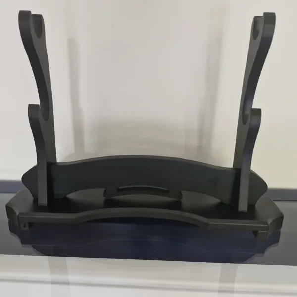 Tischständer für 2 Samuraischwerter - mattschwarz ➤ www.bokken-shop.de » passend für Aikdio, Bujinkan, Iaido, Ju-Jutsu - Dein Budo-Fachhändler!