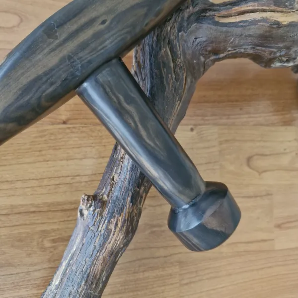 Tonfa aus Ebenholz online auf ➤www.bokken-shop.de kaufen✅ passend für Jutsu ✔ Arnis, Escrima, Bujikan, Wing Tsun ✔ Dein Budo-Fachhändler!