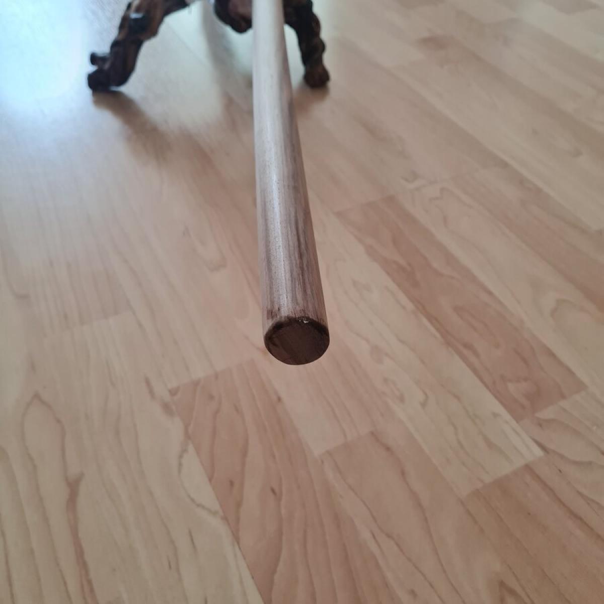 Bo-Stick of walnut buy online " www.bokken-shop.de. Suitable for Aikido, Iaido, Kobudō, Bujinkan, Koryu, Jodo✓ Your Budo dealer!