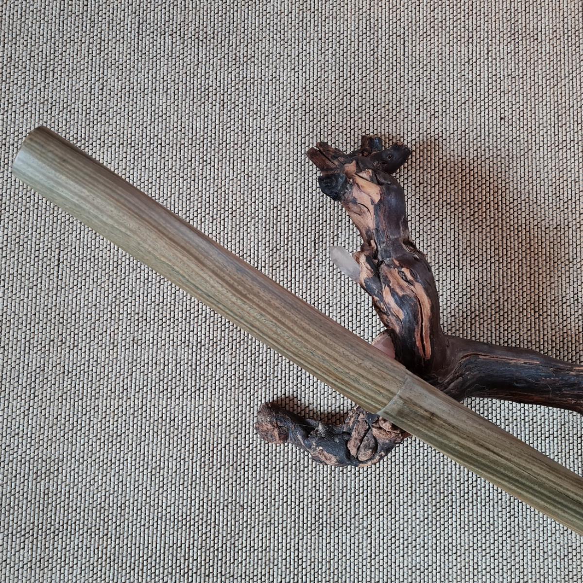 Bokken Itto-Ryu-Form aus Lignum Vitae ➤ www.bokken-shop.de » für  Aikido ✓ Iaido ✓ Kendo ✓ Koryu ✓ Jodo ✓ Dein Budo-Fachhändler!