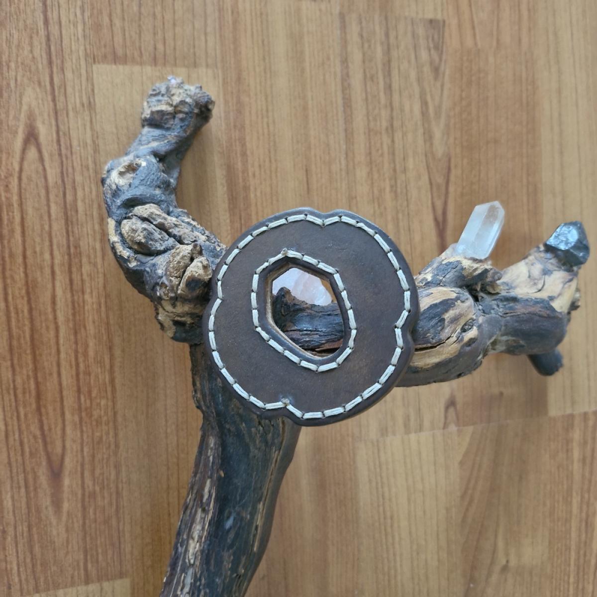 Bokken Tsuba aus Leder  - Nuime ➤ www.bokken-shop.de. Passend für Bokken Aikido, Bujinkan, Battojutsu, Iaido, Kendo. Dein Budo-Fachhändler!