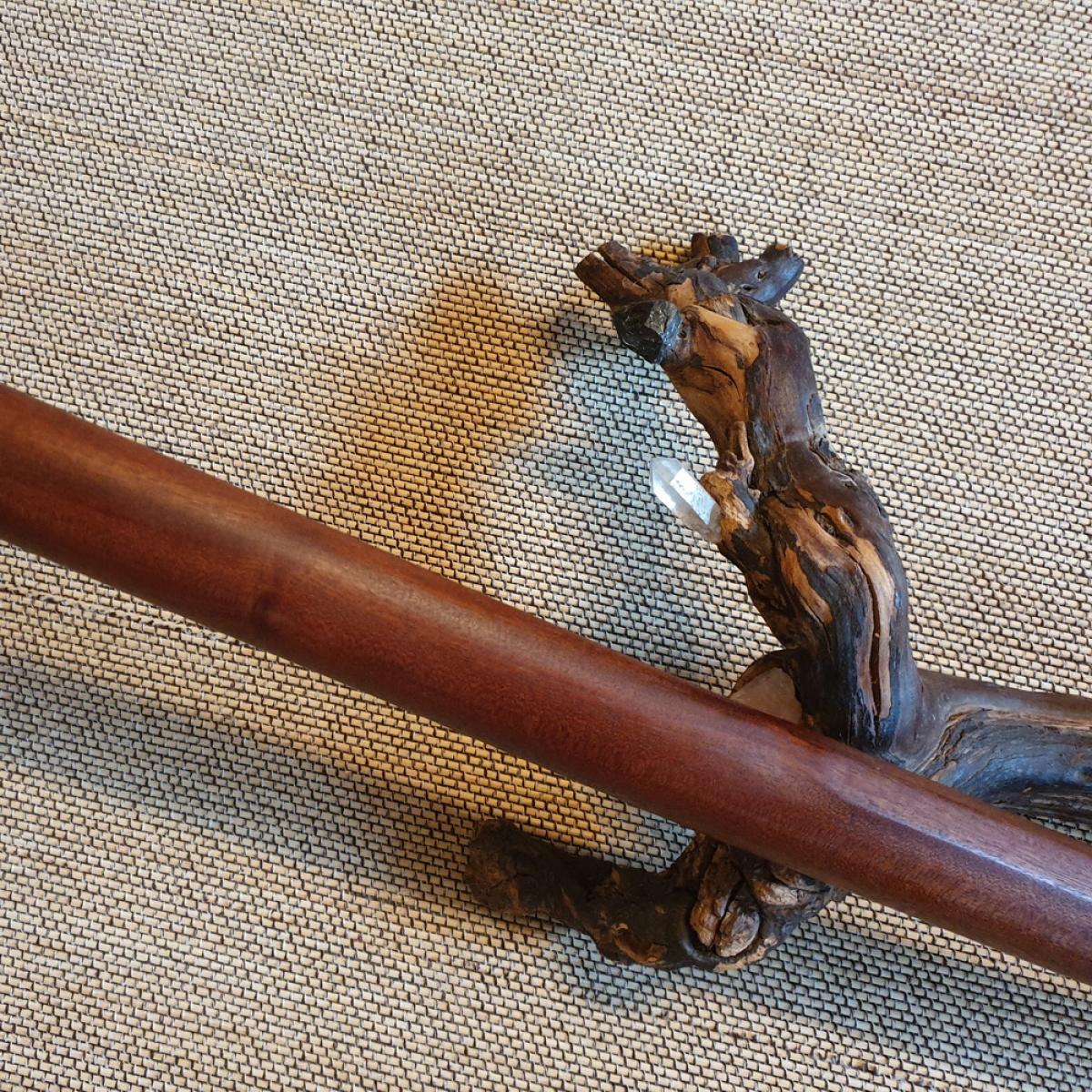 Bokken made of mahogany in the standard shape ♥ Unique Bokken✅ for your martial arts ✓ Aikido, Iaido, Kendo, Koryu, Jodo✅ 100% handcraft✔ 100% cheap✔ Order online now➤ www.bokken-shop.de