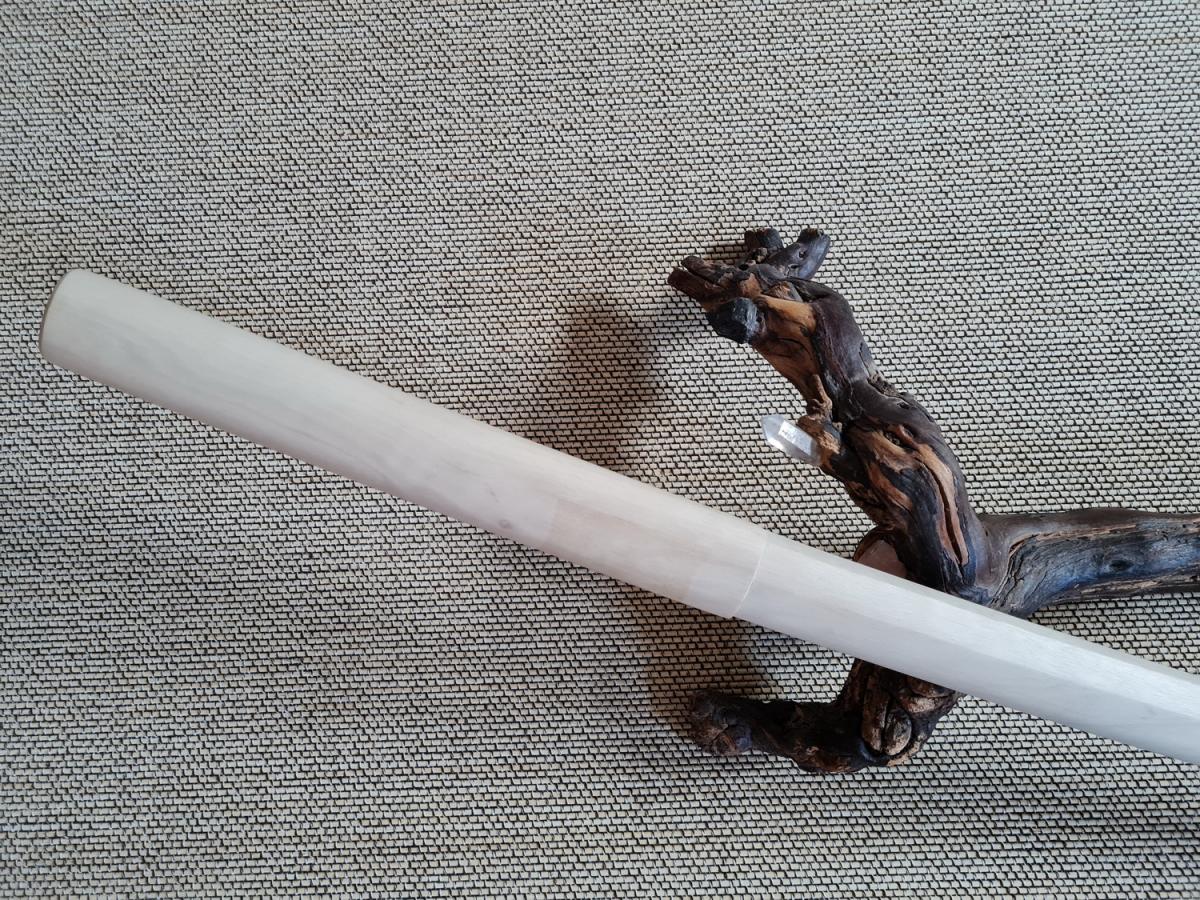 Bokken made of boxwood in the Itto-Ryu shape ♥ Unique Bokken✅ for your martial arts ✓ Aikido, Iaido, Kendo, Koryu, Jodo✅ 100% handcraft✔ 100% cheap✔ Order online now➤ www.bokken-welt.de