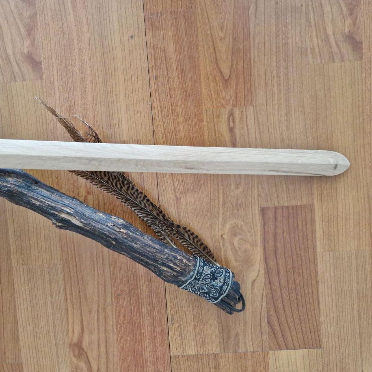 Tai Chi sword made of oak. Blade 65 cm.  Round handle > www.bokken-shop.de. For Tai Chi, Tai Chi Chuan. Your Tai Chi dealer!