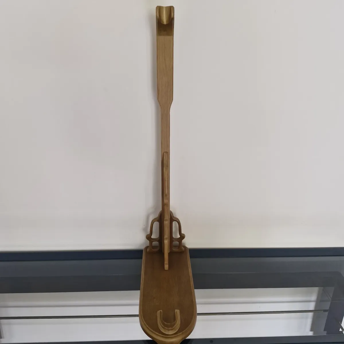 Boden-Schwertständer für 1 Katana - schwarz ➤ www.bokken-shop.de » passend für Aikdio, Bujinkan, Iaido, Ju-Jutsu - Dein Budo-Fachhändler!