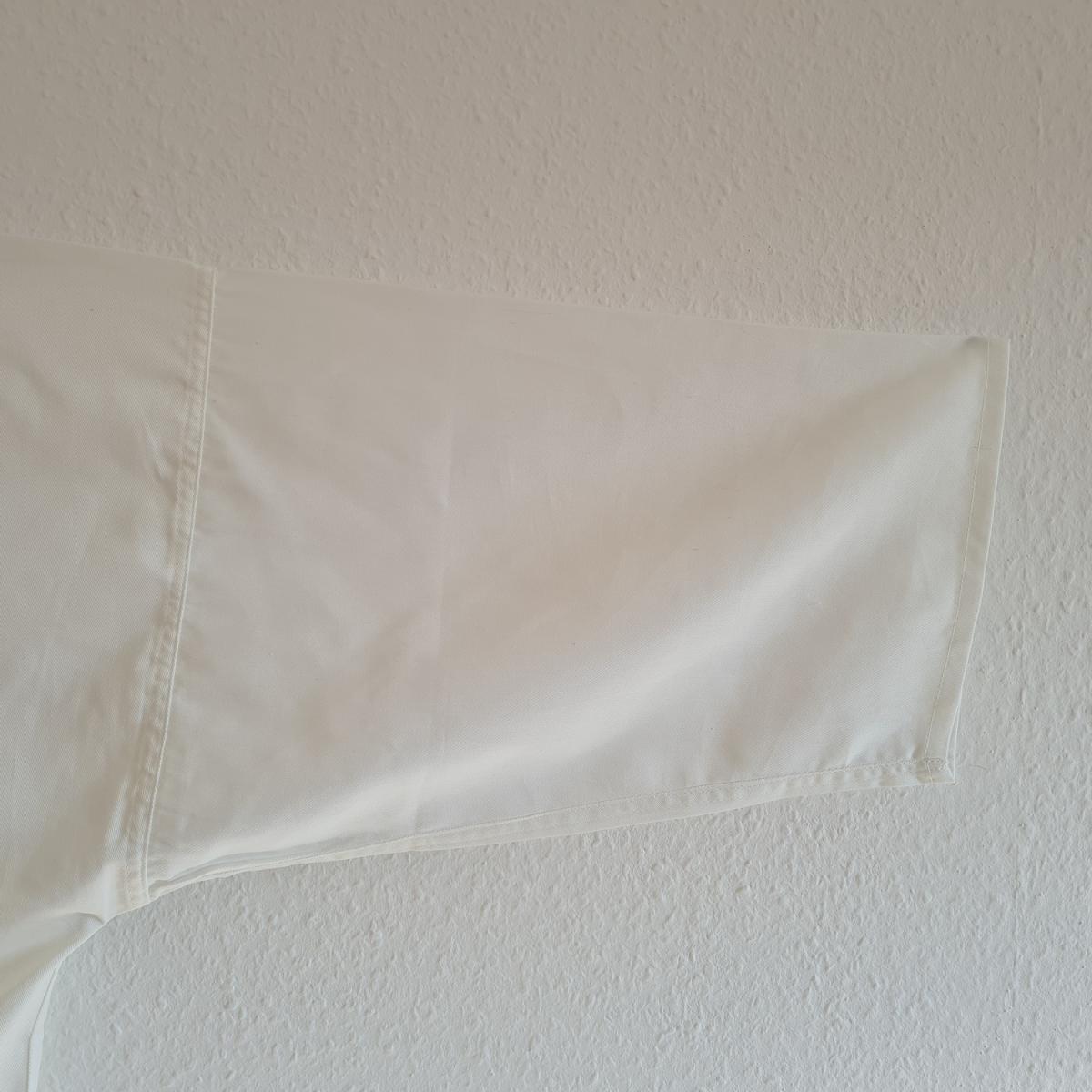 Gi aus Baumwolle - Stofffarbe weiß - Größe 195 cm ➤ www.bokken-shop.de. Gi passend für Iaido, Aikdo, Kendo, Jodo. Dein Budo-Fachhändler!