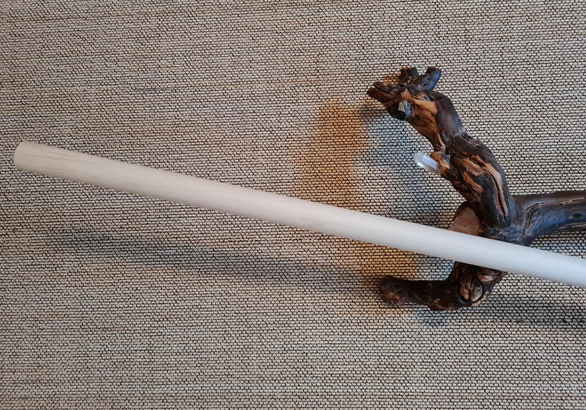 Buy Jo staff made of boxwood online ➤ www.bokken-shop.de ✅ suitable for Aikido ✓ Iaido ✓ Kendo ✓ Koryu ✓ Jodo ✓ Kempo ✓ Your Budo specialist dealer!