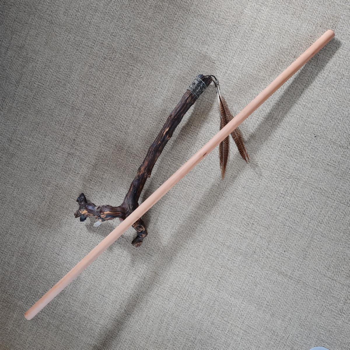 Jo staff made of pear wood - 128 cm ➤ www.bokken-shop.de Suitable for Aikido, Iaido, , Kendo, Koryu, Jodo, Bujinkan. Your Budo dealer!
