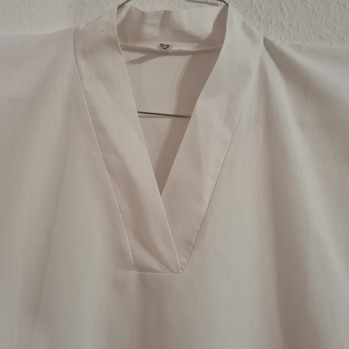 Jubon aus Baumwolle (Jubon aus Baumwolle (Größe 175 cm ➤ www.bokken-shop.de✅ Bekleidung für Aikido, Iaido, Kendo, Jodo, Bujikan - Dein Budo-Fachhändler!Größe 170 cm ➤ www.bokken-shop.de✅ Bekleidung für Aikido, Iaido, Kendo, Jodo, Bujikan - Dein Budo-Fachh
