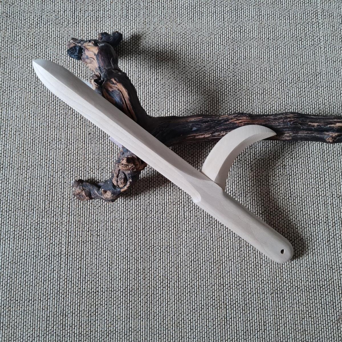 Kyoketsu Shoge aus Eschenholz  ➤ www.bokken-shop.de. Shoge passend für Bujinkan, Ninjutus, Jigen Ryu, Ninja, Koryu. Dein Budo-Fachhändler!