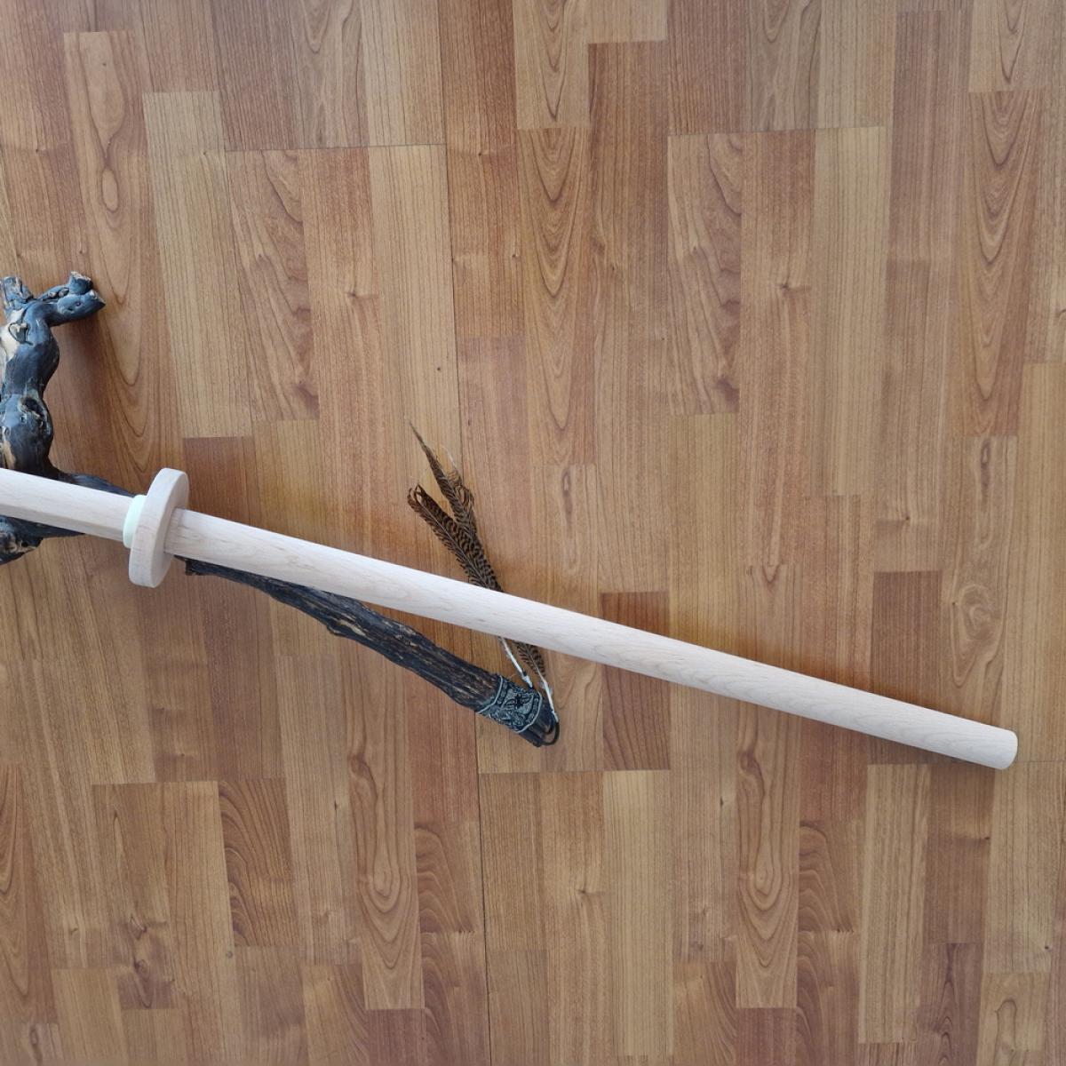 Buy Nagamaki made of beech wood online now ➤ www.bokken-shop.de ✅ suitable for Jigen Ryu, Bujinkan, Kendo, Koryu, your Budo dealer!
