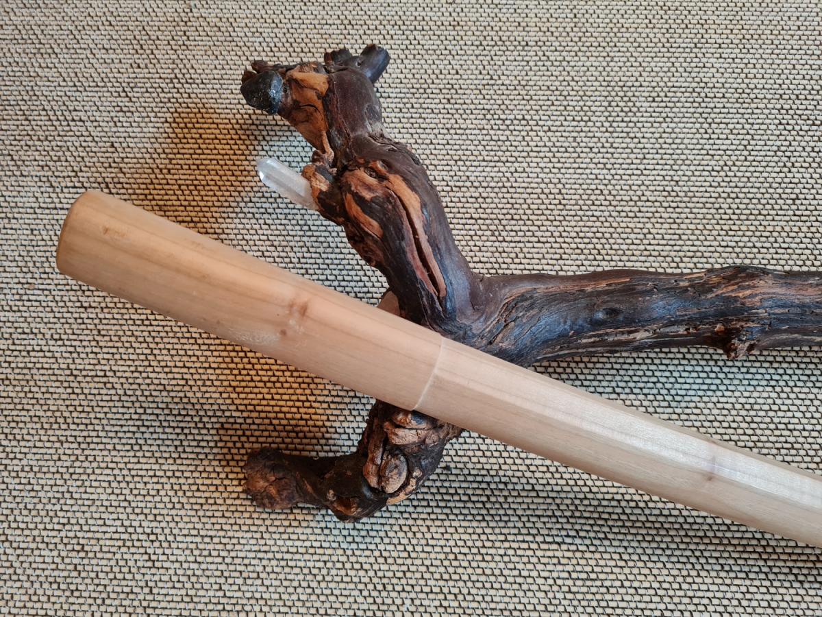 Shoto/Wakizashi aus Ulme in der Itto-Ryu-Form ➤ www.bokken-shop.de. Passend für für Deine Kampfkunst Aikido, Iaido. Dein Fachhändler für Kampfkunst!