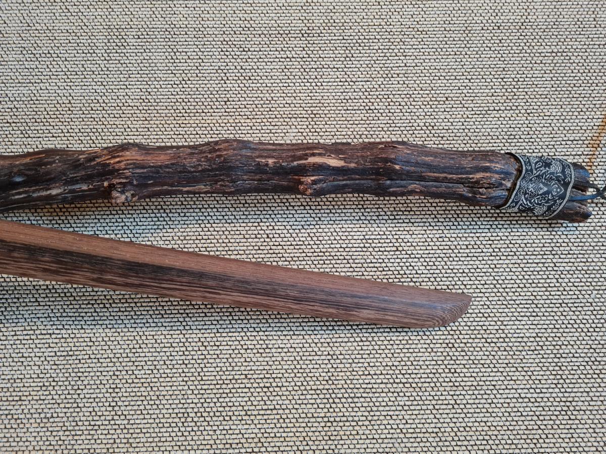 Handgefertigtes Shoto/Wakizashi aus Wenge in der Standard-Form♥ für Deine Kampfkunst✓ Aikido, Iaido, Kendo, Koryu, Jodo✅ Top Preis & hohe Qualität✓ 100% günstig✔Jetzt online bestellen➤ www.bokken-welt.de