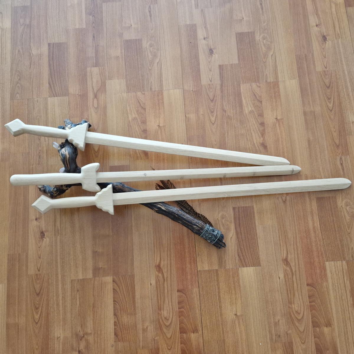 Tai Chi sword made of oak. Blade 65 cm.  Round handle > www.bokken-shop.de. For Tai Chi, Tai Chi Chuan. Your Tai Chi dealer!