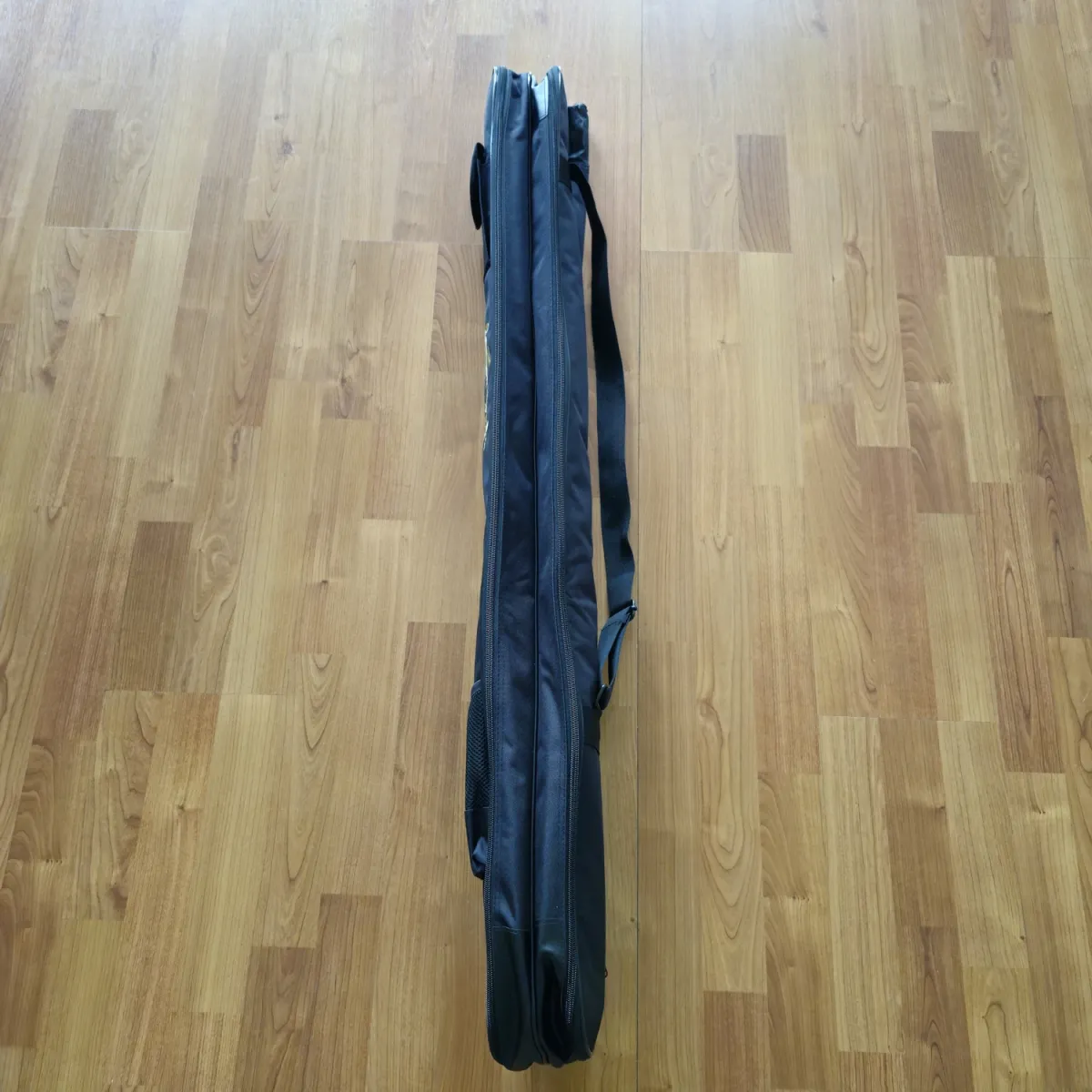 Waffentasche Nylon für Katana, Bokken, Bo-Stab oder Jo-Stab schwarz ➤ www.bokken-shop.de. Passend für Aikido, Bujinkan, Kendo Ju Jutsu. Dein Budo-Fachhändler!