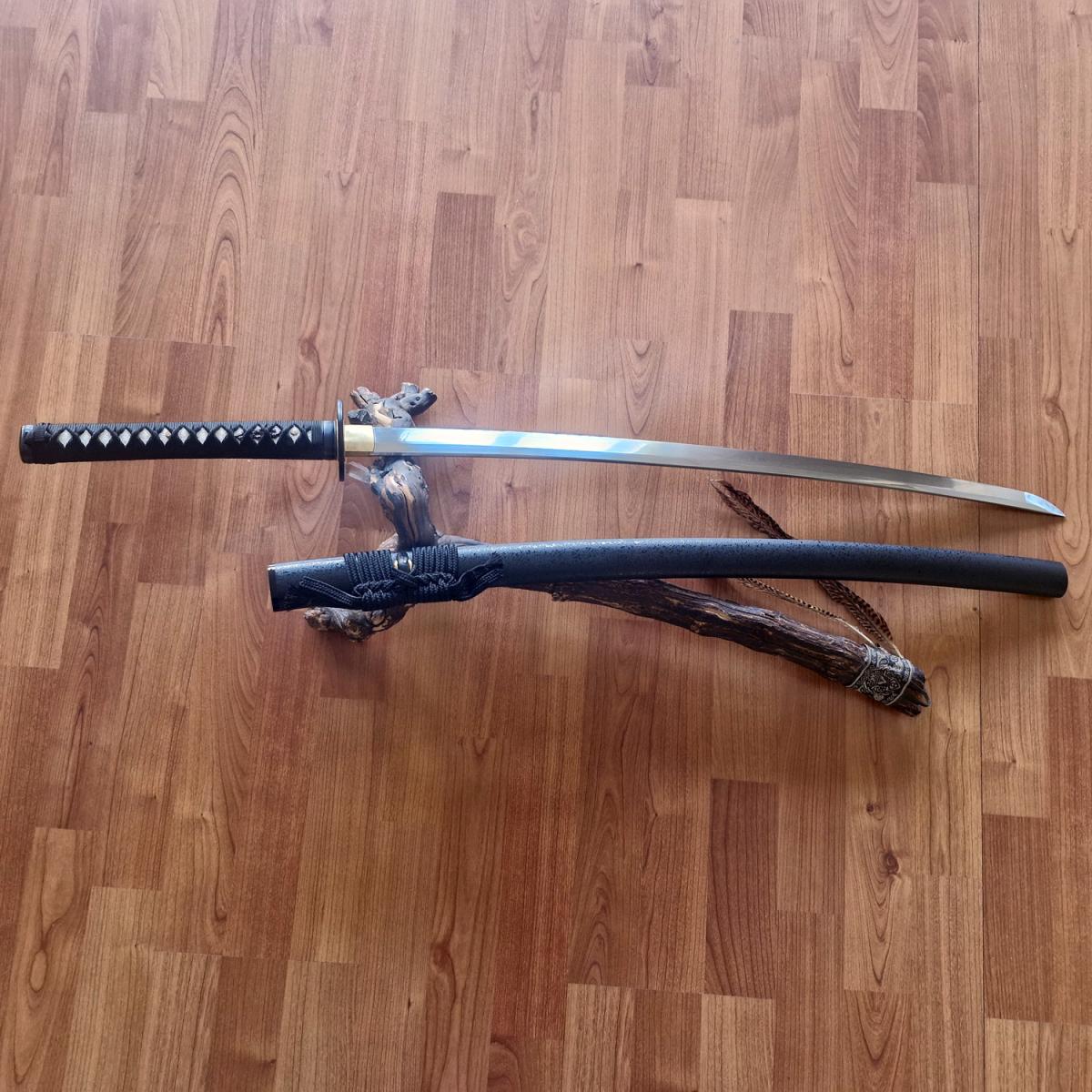 Parctical Yuga Katana von WKC Solingen mit BoHI  ► www.bokken-shop.de. Passend für Iaido, Bujinkan, Batto-Jutus, Seminare. Dein Budo-Fachhändler!