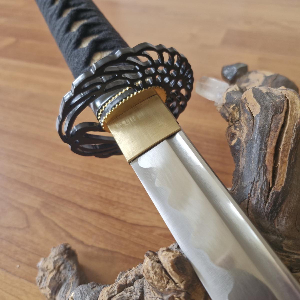 Light Iaito with steel blade. 2.45 Shaku ► www.bokken-shop.de. Suitable for Iaido, Bujinkan, Batto-Jutus, seminars. Your specialist budo dealer!