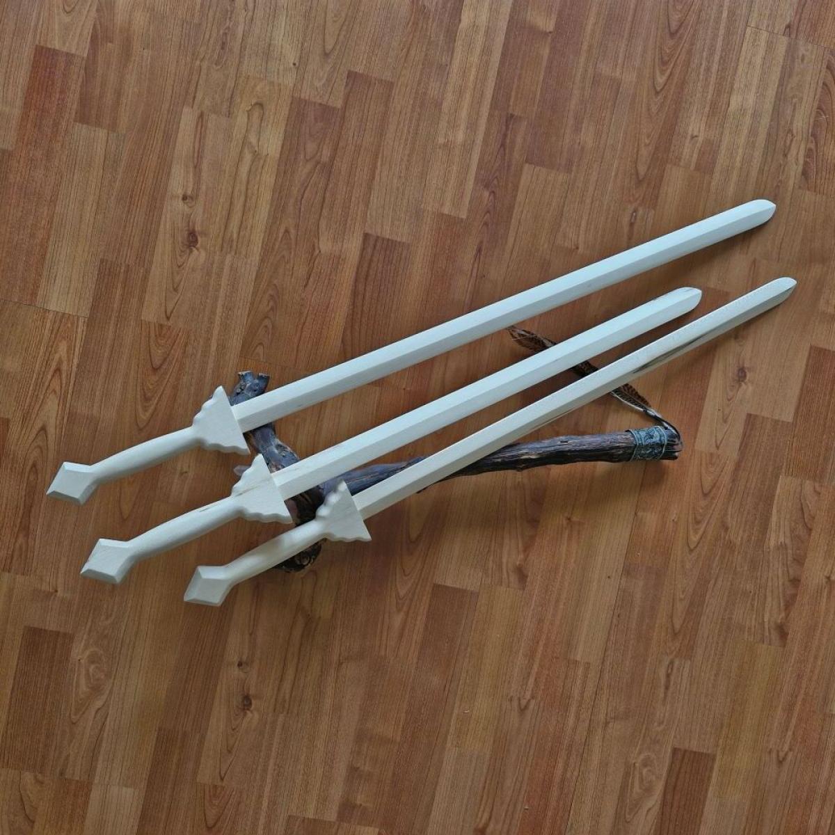 Tai Chi sword made of ash wood with blade length and round handle > www.bokken-shop.de For Tai Chi, Tai Chi Chuan. Your Tai Chi dealer!